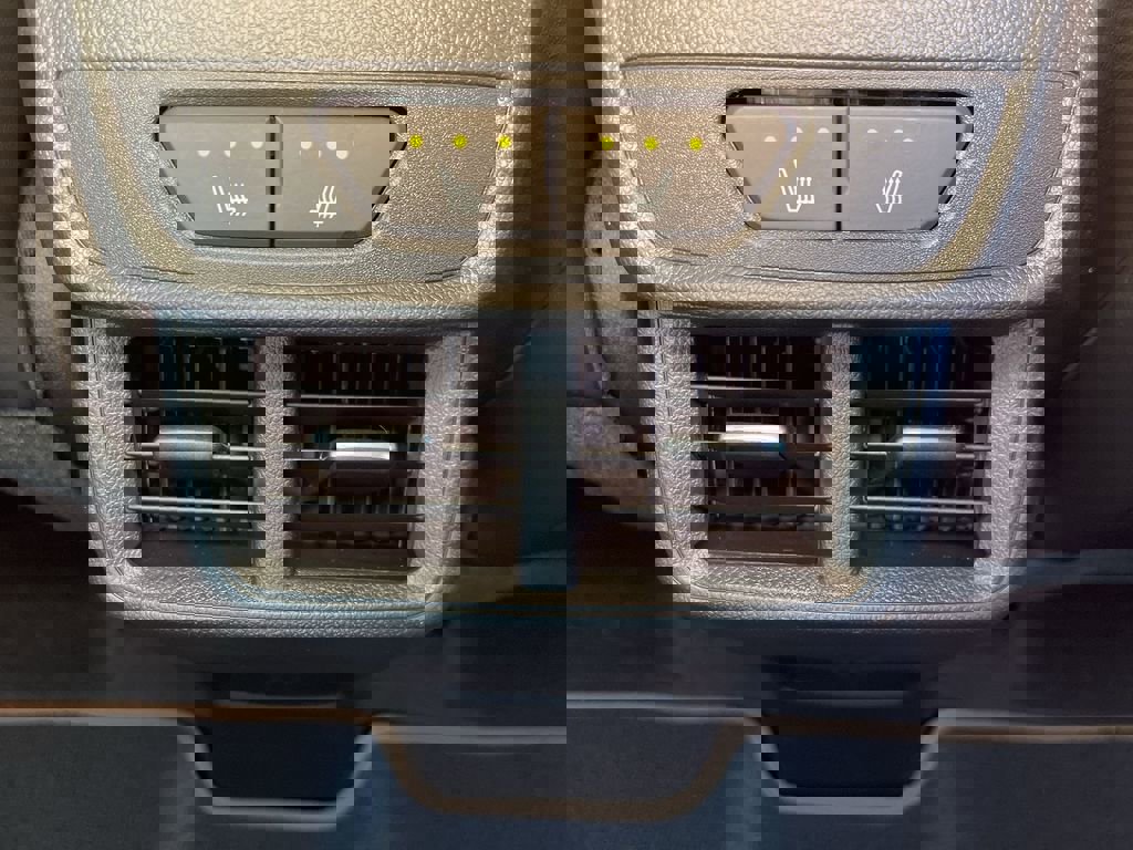 New 2026 GMC Terrain AT4 w/ Convenience Package III image 21