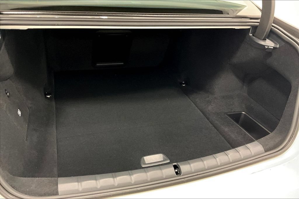 New 2025 BMW i7 eDrive50 RWD image 34