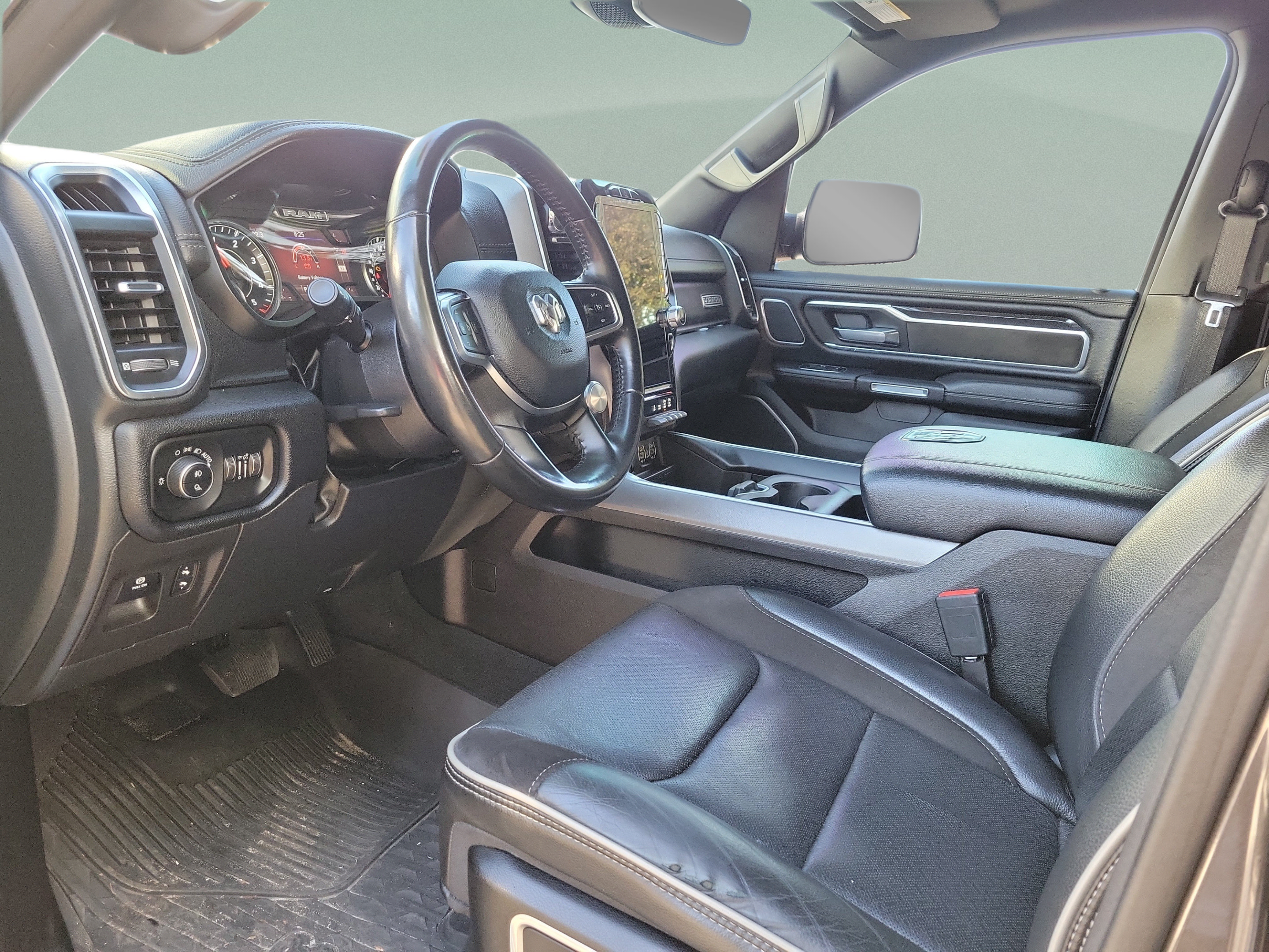 Certified 2022 RAM 1500 Laramie AWD/4WD image 14