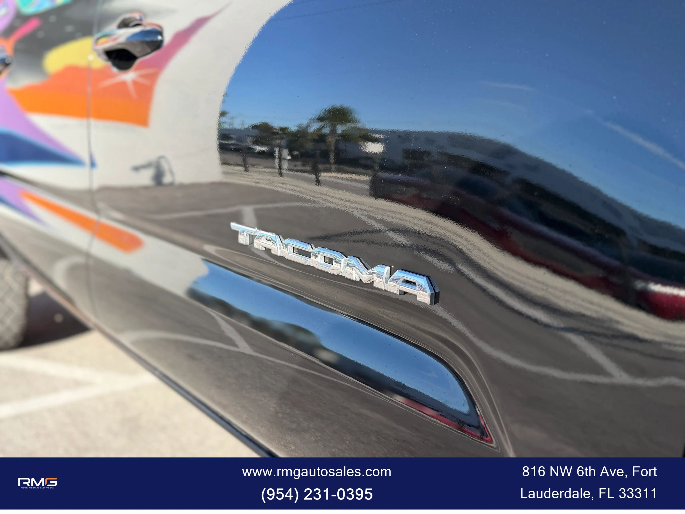Used 2023 Toyota Tacoma SR5 AWD/4WD image 5