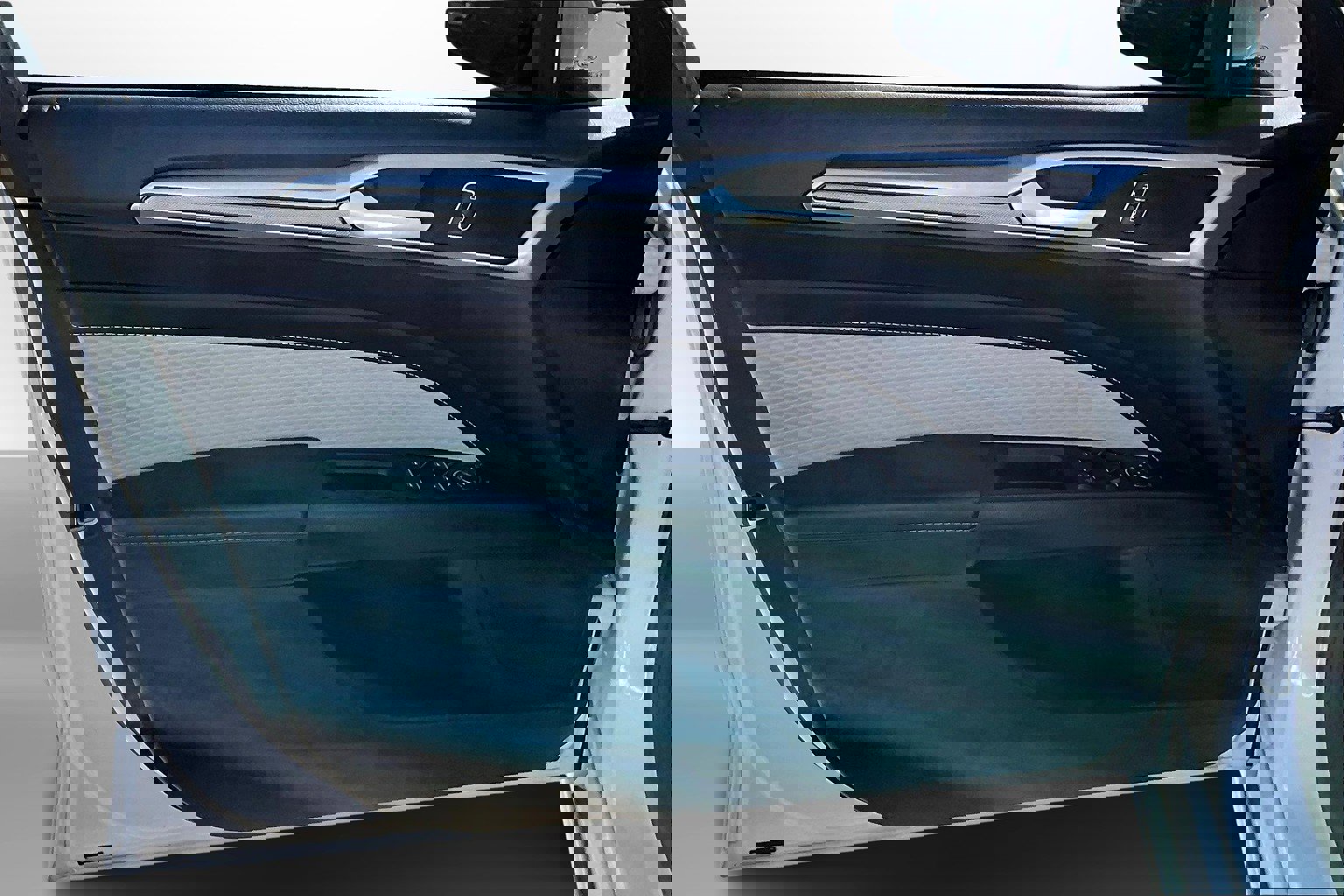 Used 2020 Ford Fusion SE w/ Equipment Group 151A image 25