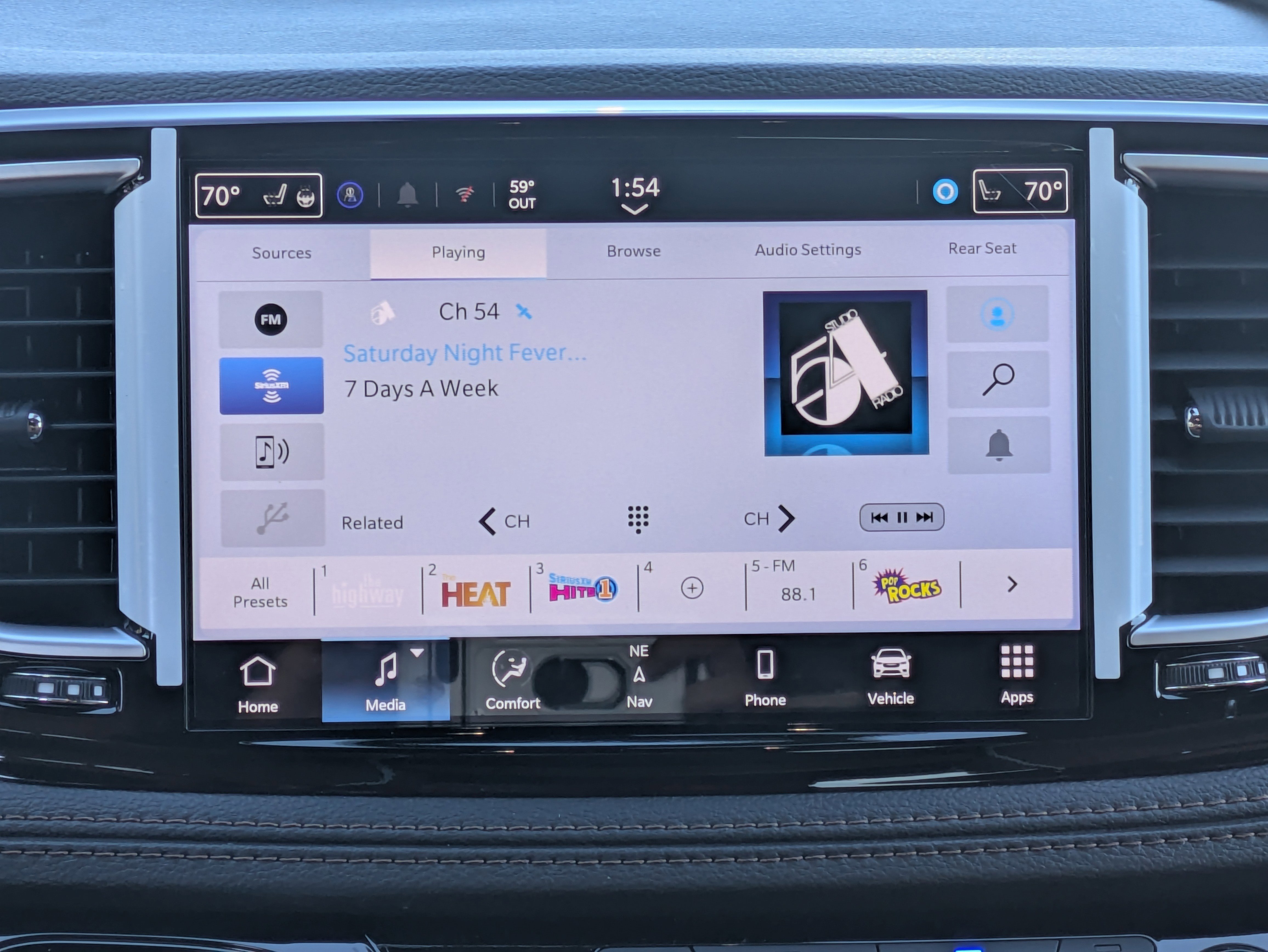 New 2026 Chrysler Pacifica Pinnacle w/ Trailer Tow Group image 18