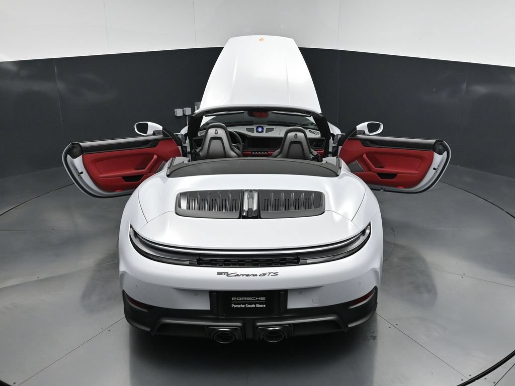 Used 2026 Porsche 911 Carrera GTS RWD image 31