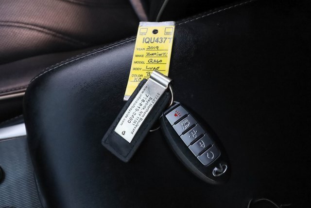 Used 2019 INFINITI QX60 Luxe w/ Essential Package image 61