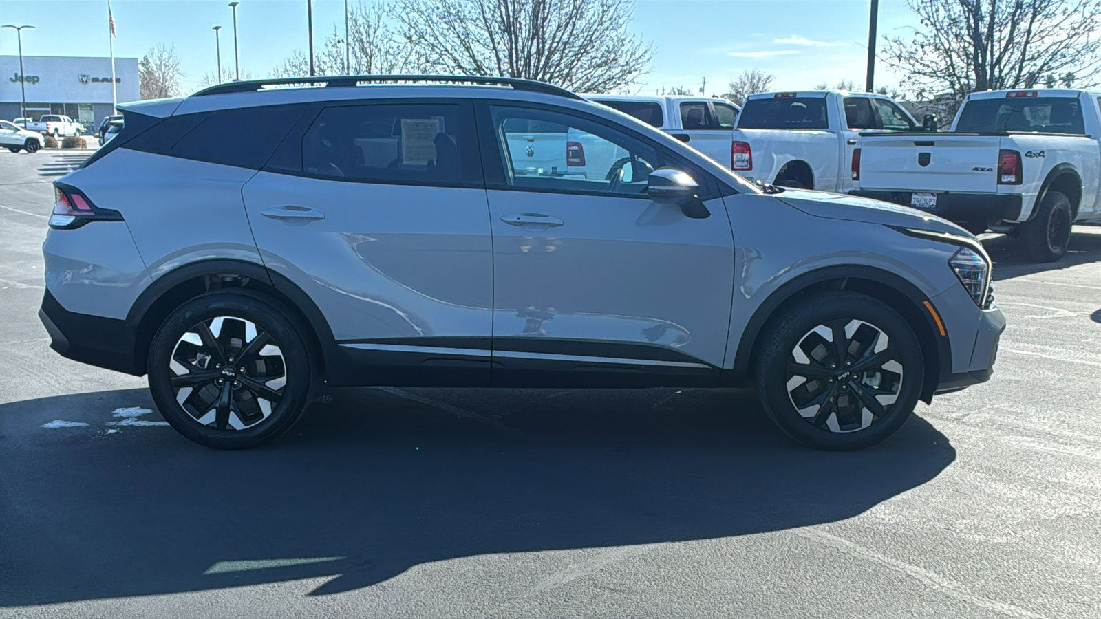 Used 2024 Kia Sportage X-Line w/ X-Line Premium Package image 2