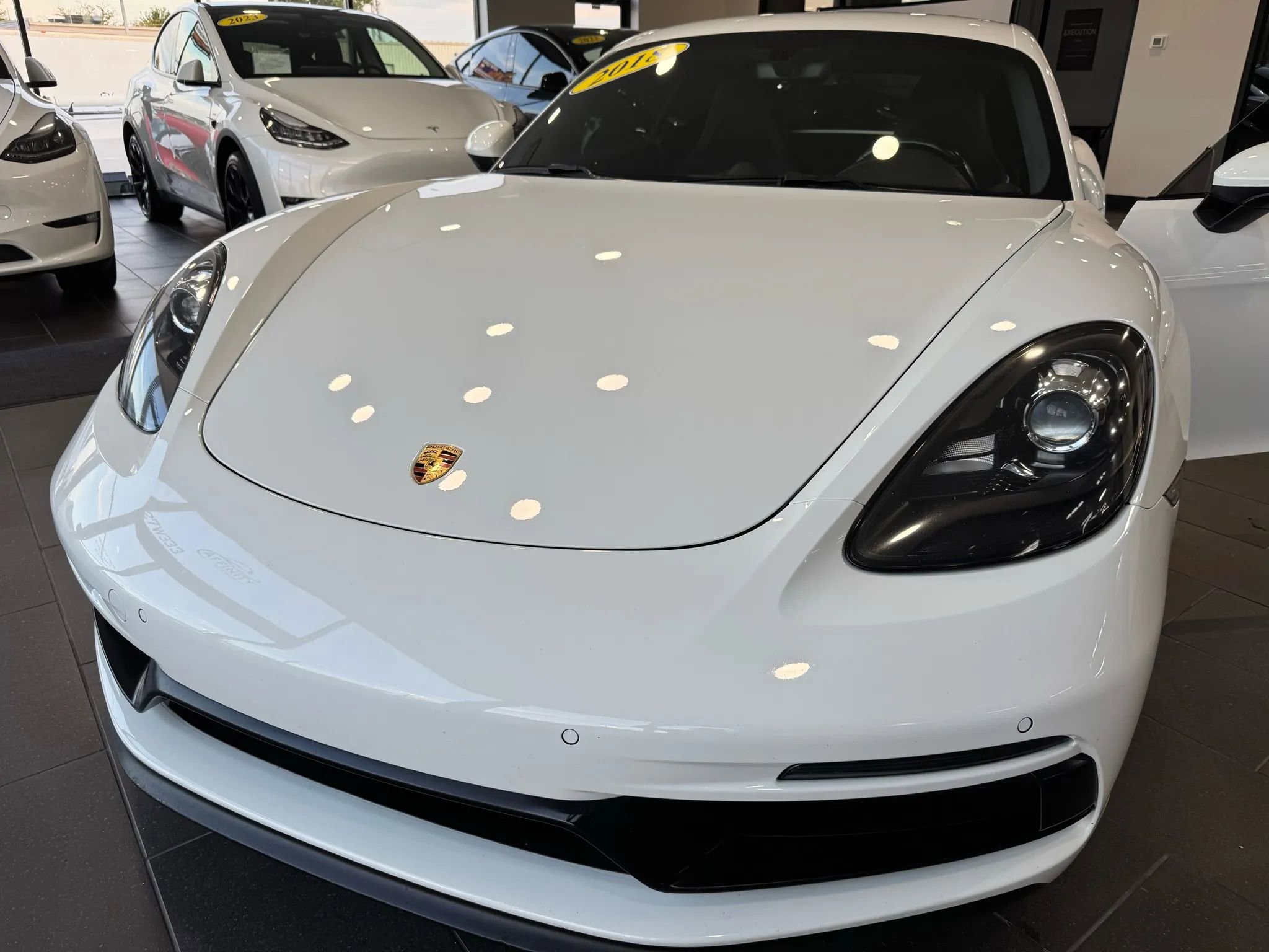 Used 2018 Porsche 718 Cayman GTS image 38