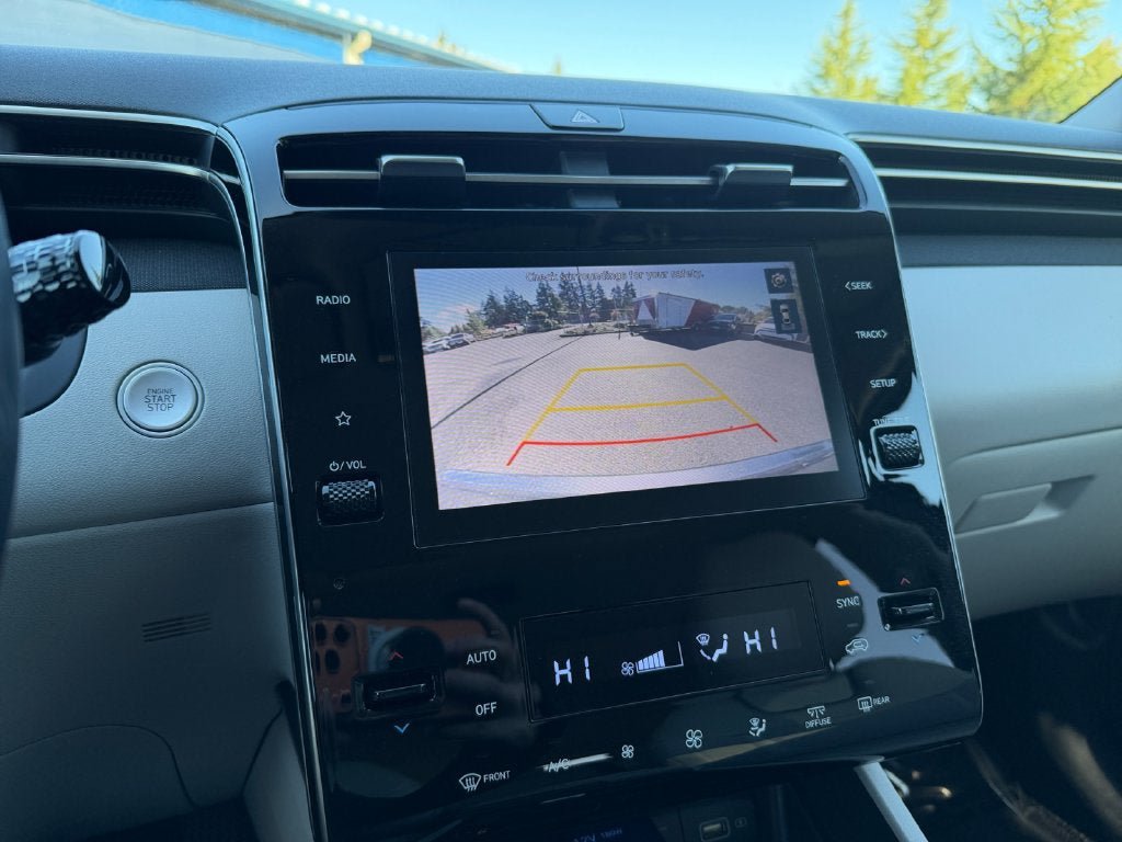 Used 2022 Hyundai Tucson SEL w/ Convenience + Premium Package FWD image 18