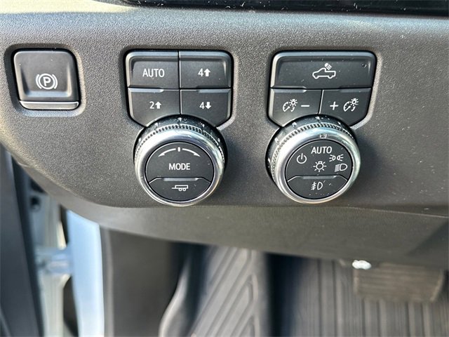 Used 2025 GMC Sierra 1500 Elevation image 18