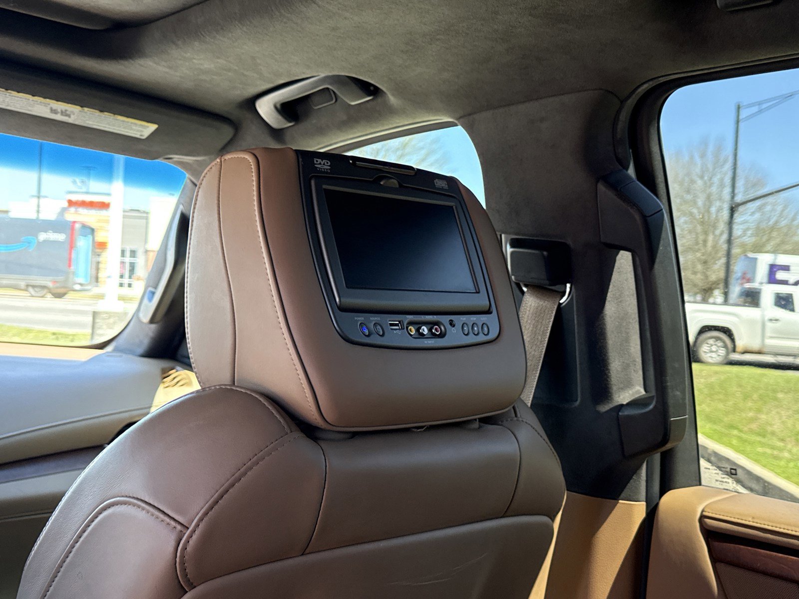 Used 2017 Cadillac Escalade Platinum image 22