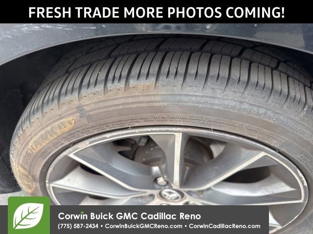 Used 2015 Toyota Camry XSE w/ Advanced Technology Package image 6