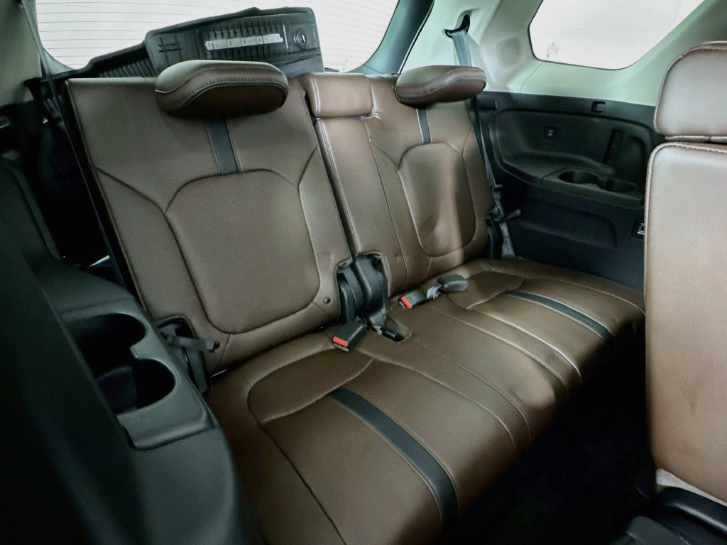 Used 2024 Honda Pilot Elite image 28