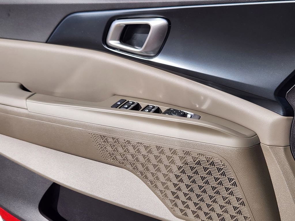 New 2026 Kia Carnival LXS image 6
