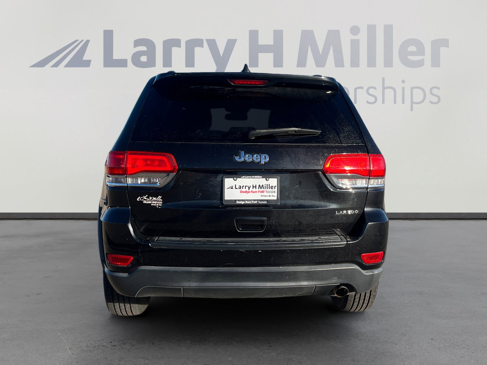 Used 2015 Jeep Grand Cherokee Laredo w/ Quick Order Package 23E image 4