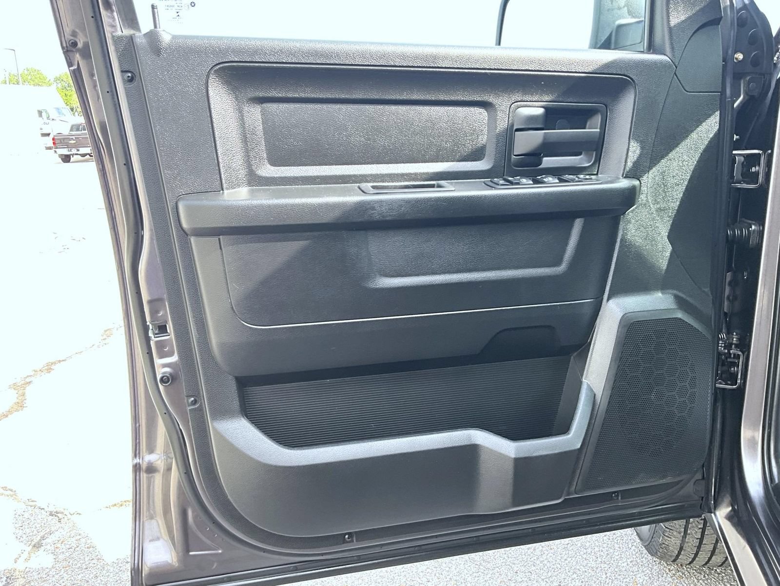 Used 2019 RAM 1500 Express AWD/4WD image 11