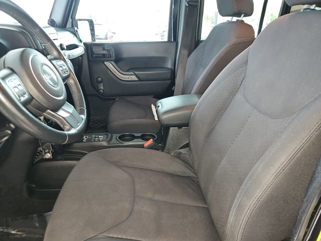 Used 2013 Jeep Wrangler Unlimited Sport w/ Connectivity Group image 15