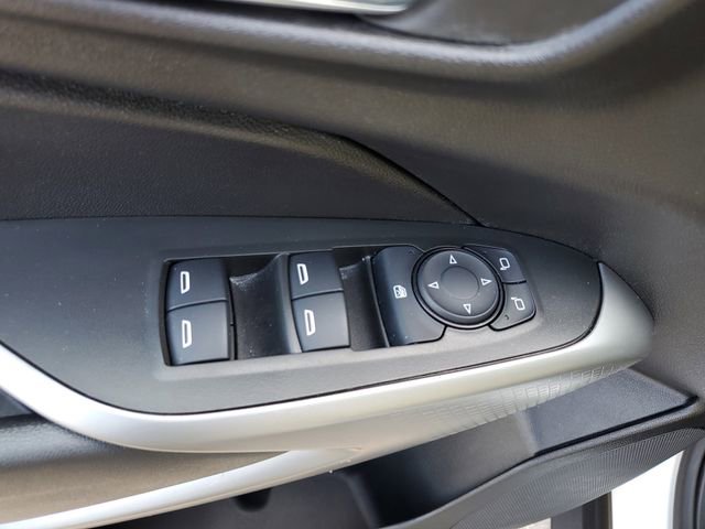 Used 2024 Chevrolet Trax LS w/ LS Convenience Package FWD image 16