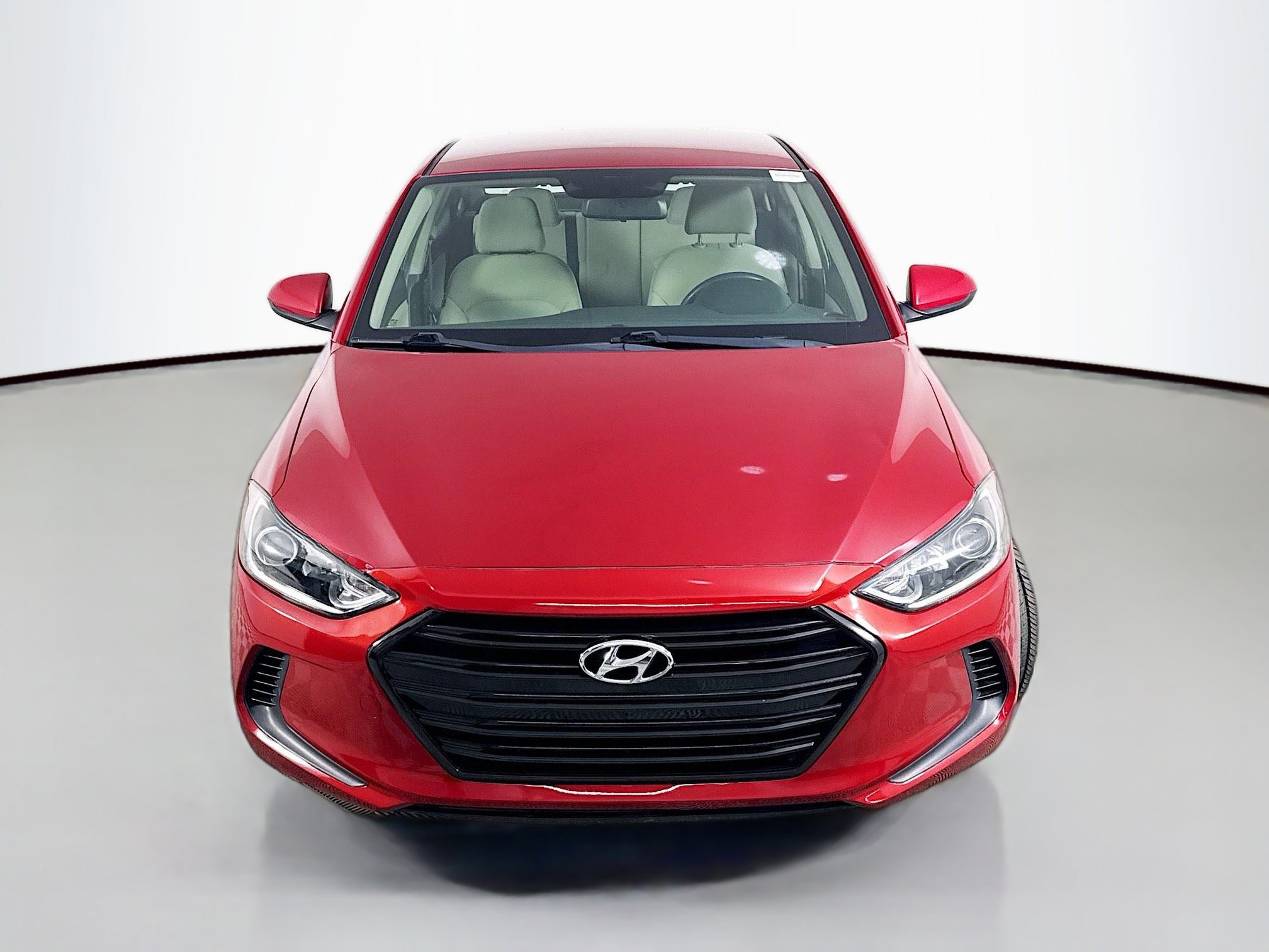 Used 2018 Hyundai Elantra SE w/ Winter Weather Package video 2