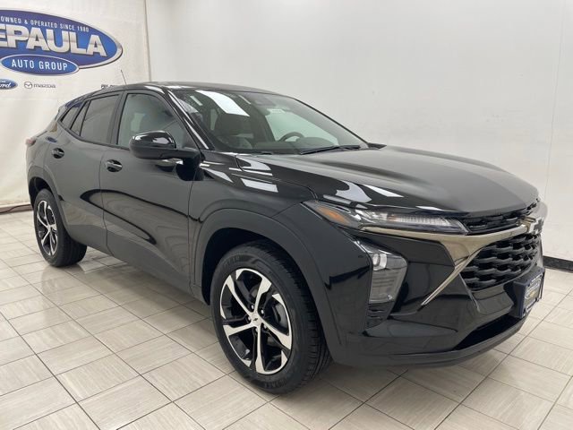 New 2026 Chevrolet Trax RS image 1