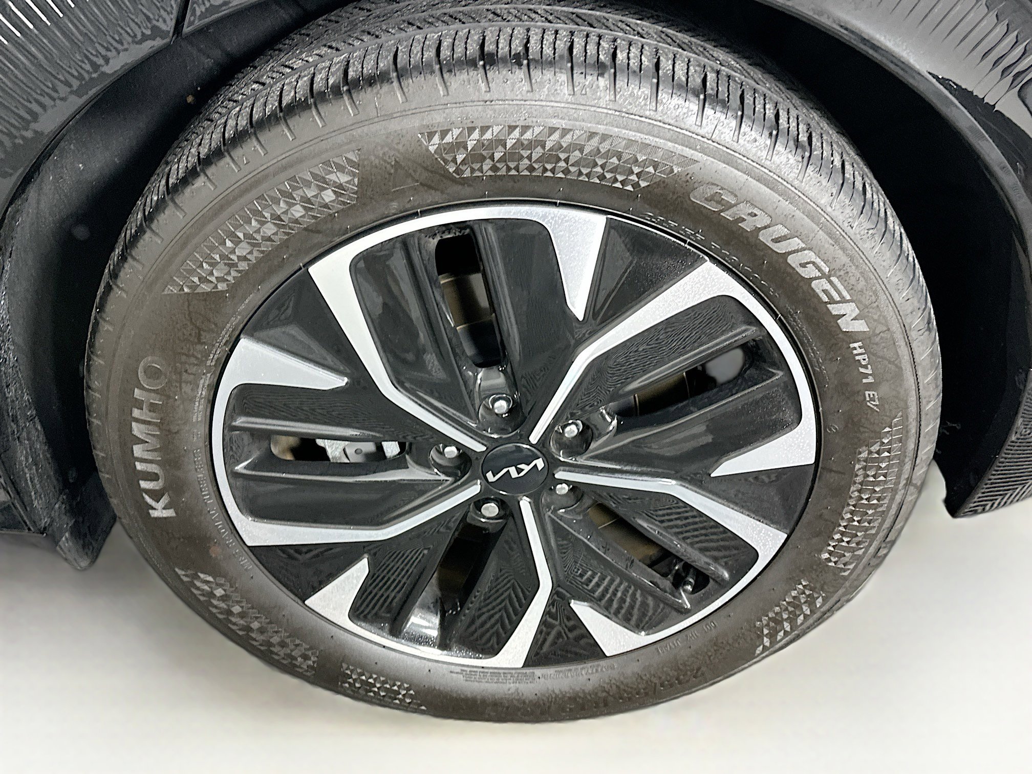 Used 2024 Kia EV6 Wind w/ Wind Technology Package image 11