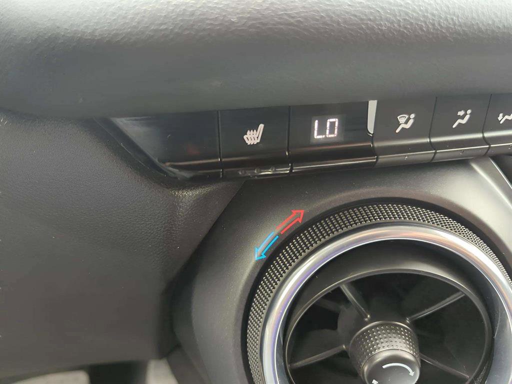 Used 2024 Chevrolet Blazer LT image 14