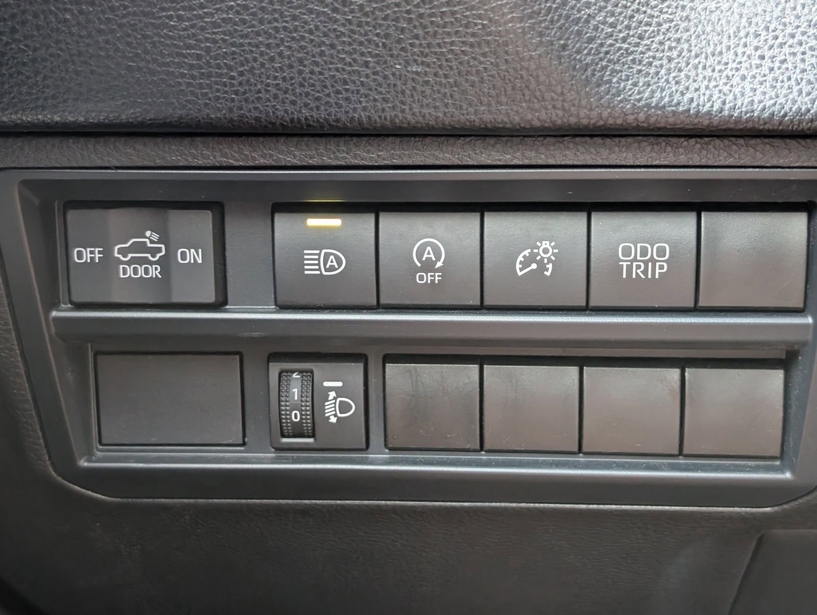 Used 2024 Toyota Tundra SR5 w/ TRD Sport Package AWD/4WD image 21