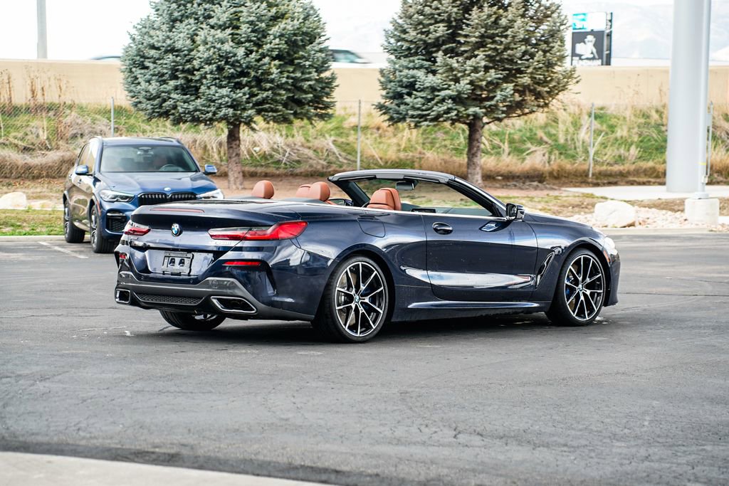Used 2022 BMW M850i xDrive Convertible w/ Driving Assistance Package image 8