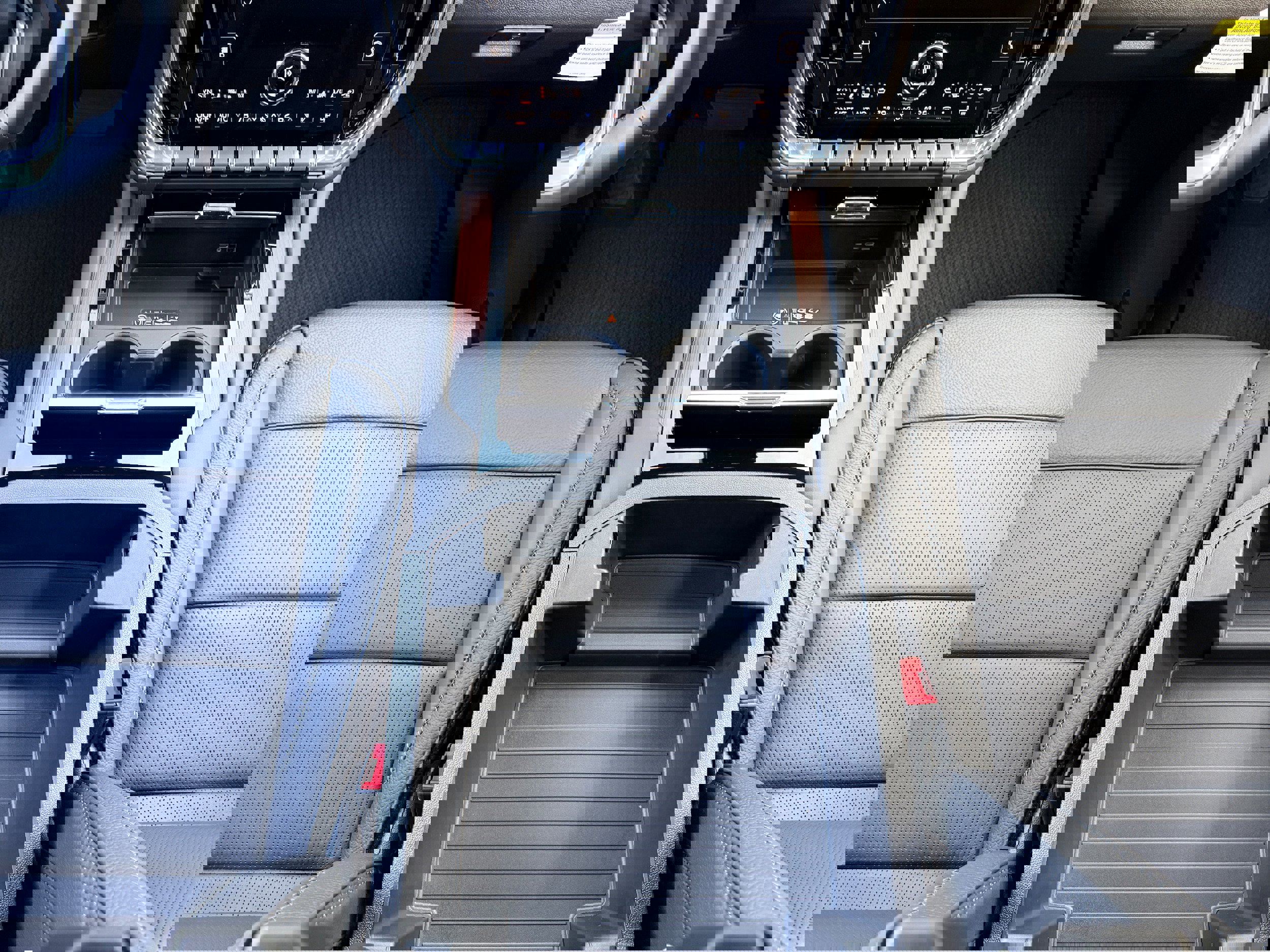 New 2026 GMC Yukon Denali image 17