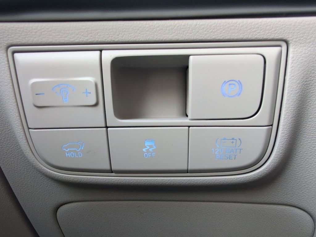 New 2026 Hyundai Tucson Limited w/ Tow & Go Package image 23