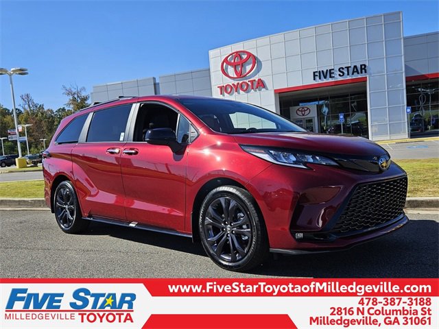 New 2025 Toyota Sienna XSE