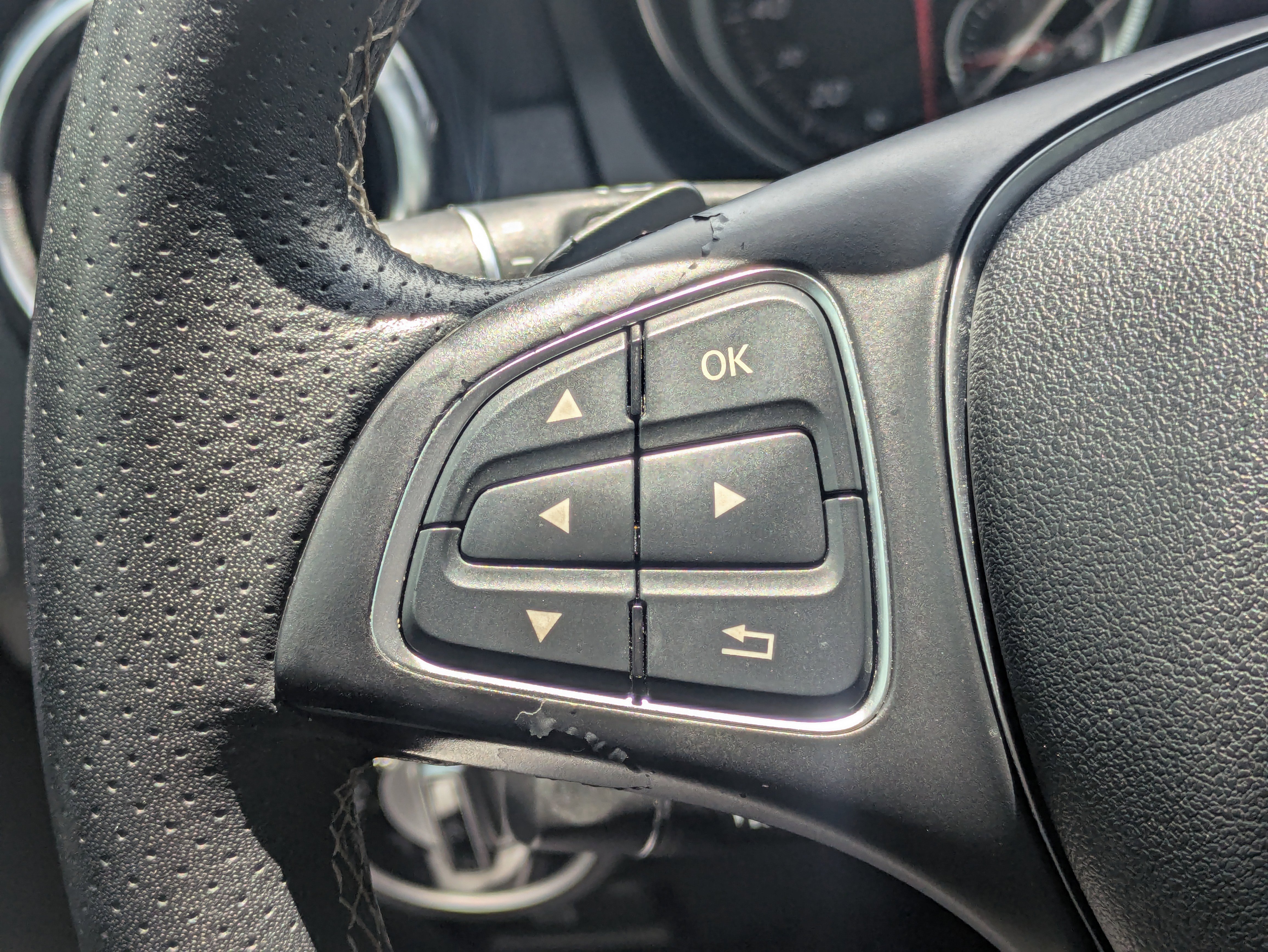 Used 2018 Mercedes-Benz GLA 250 image 23