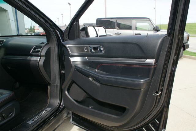 Used 2016 Ford Explorer Sport w/ Equipment Group 401A image 41