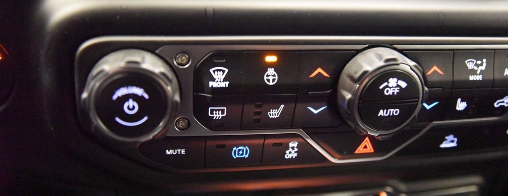 Used 2023 Jeep Wrangler Unlimited Rubicon 4xe w/ Cold Weather Group image 23