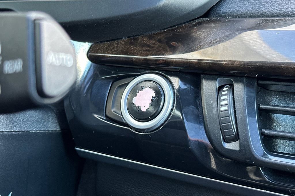 Used 2017 BMW X5 xDrive40e image 25