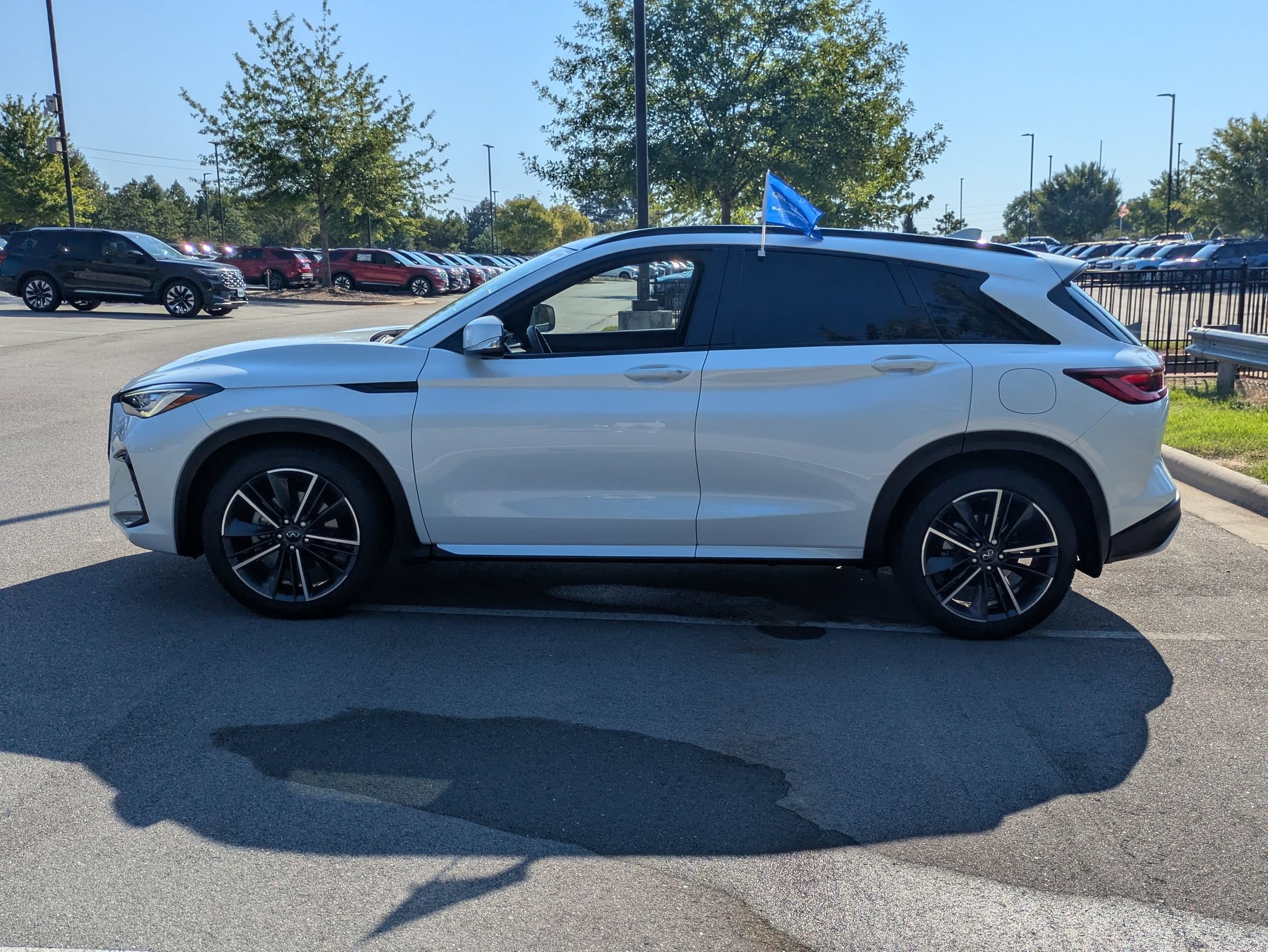 Used 2025 INFINITI QX50 Sport AWD/4WD image 7