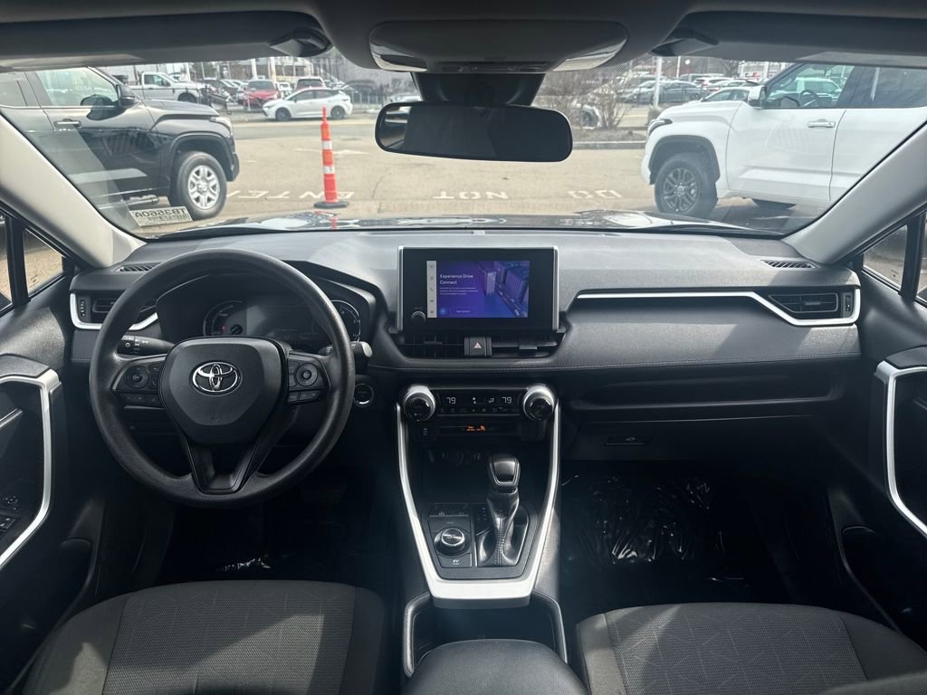 Used 2025 Toyota RAV4 XLE w/ Convenience Package image 12
