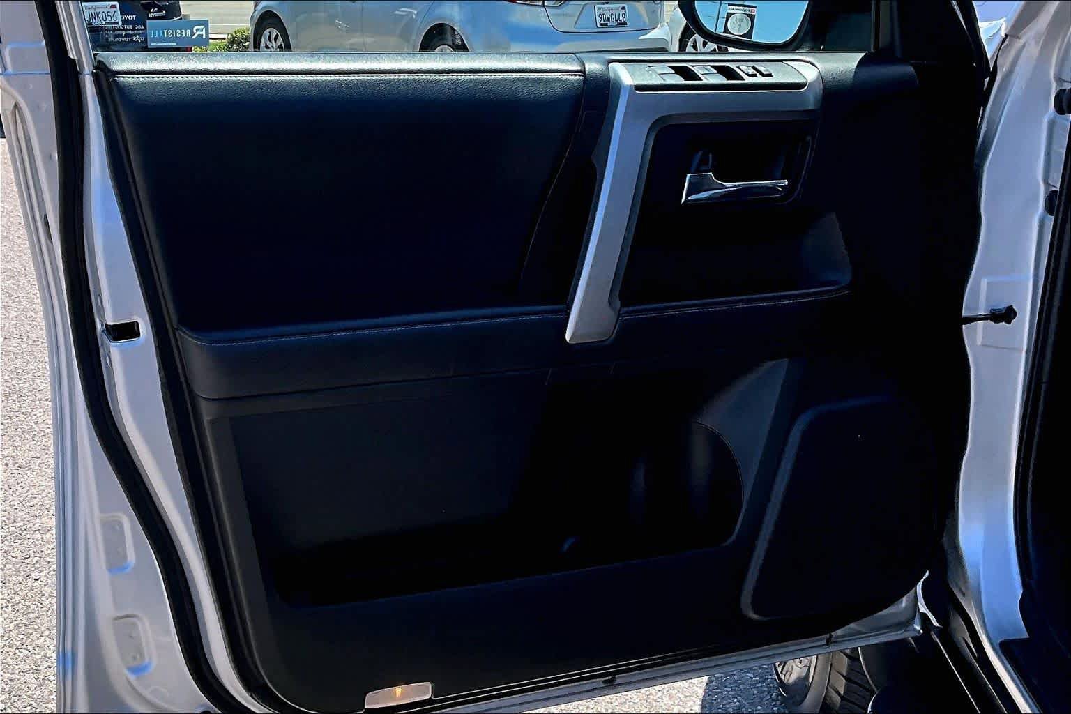 Used 2021 Toyota 4Runner SR5 AWD/4WD image 21