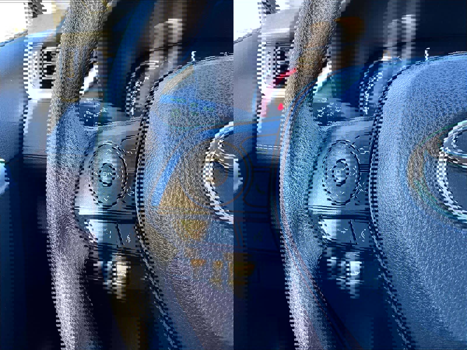 Used 2024 Toyota RAV4 XLE image 23