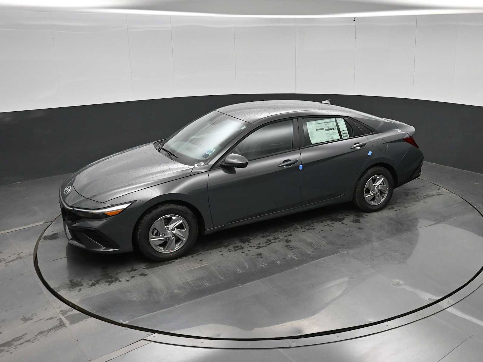 New 2026 Hyundai Elantra SE FWD image 25