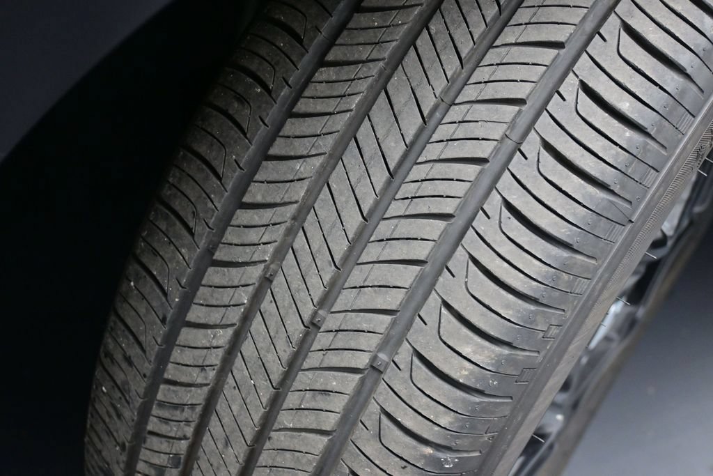 Used 2025 Honda HR-V Sport image 17