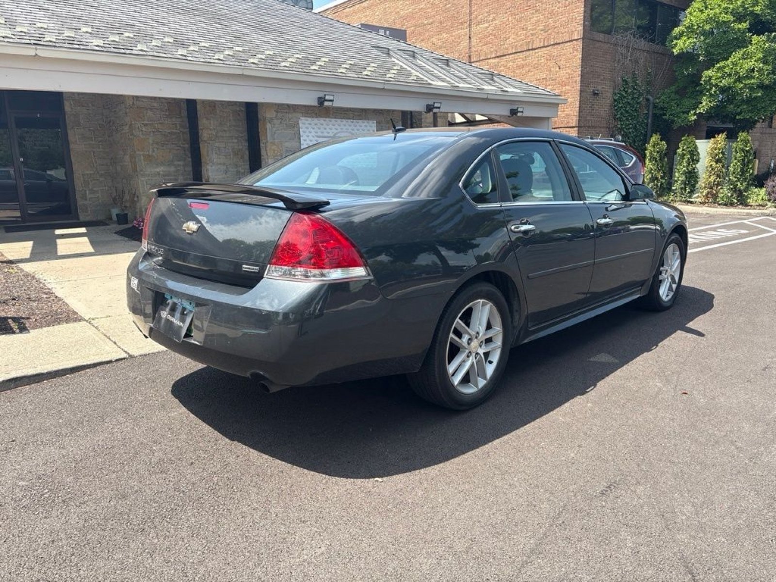 Used 2014 Chevrolet Impala LTZ FWD image 4