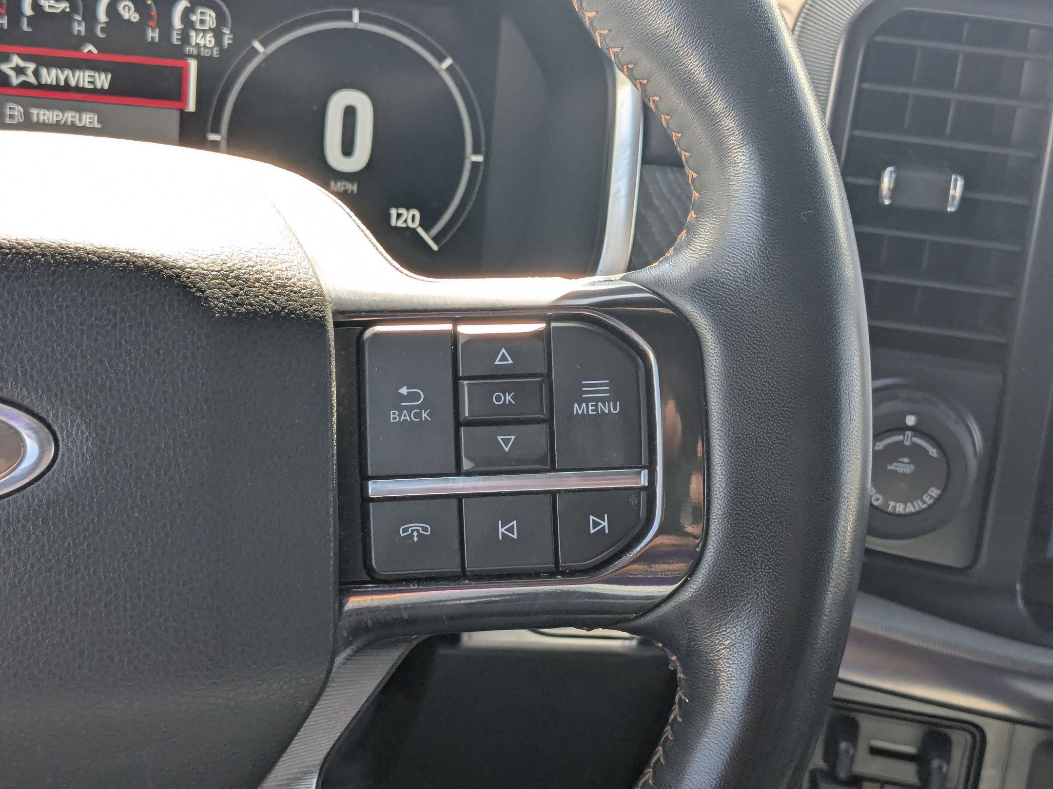 Certified 2022 Ford F150 Platinum w/ Equipment Group 701A High image 23