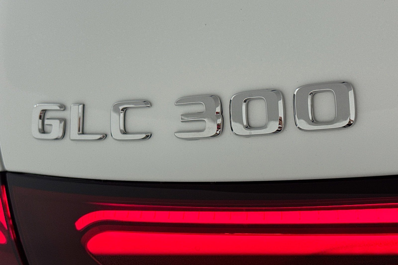 New 2026 Mercedes-Benz GLC 300 image 8