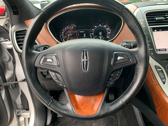Used 2018 Lincoln MKX Black Label w/ Driver Assistance Package AWD/4WD image 21
