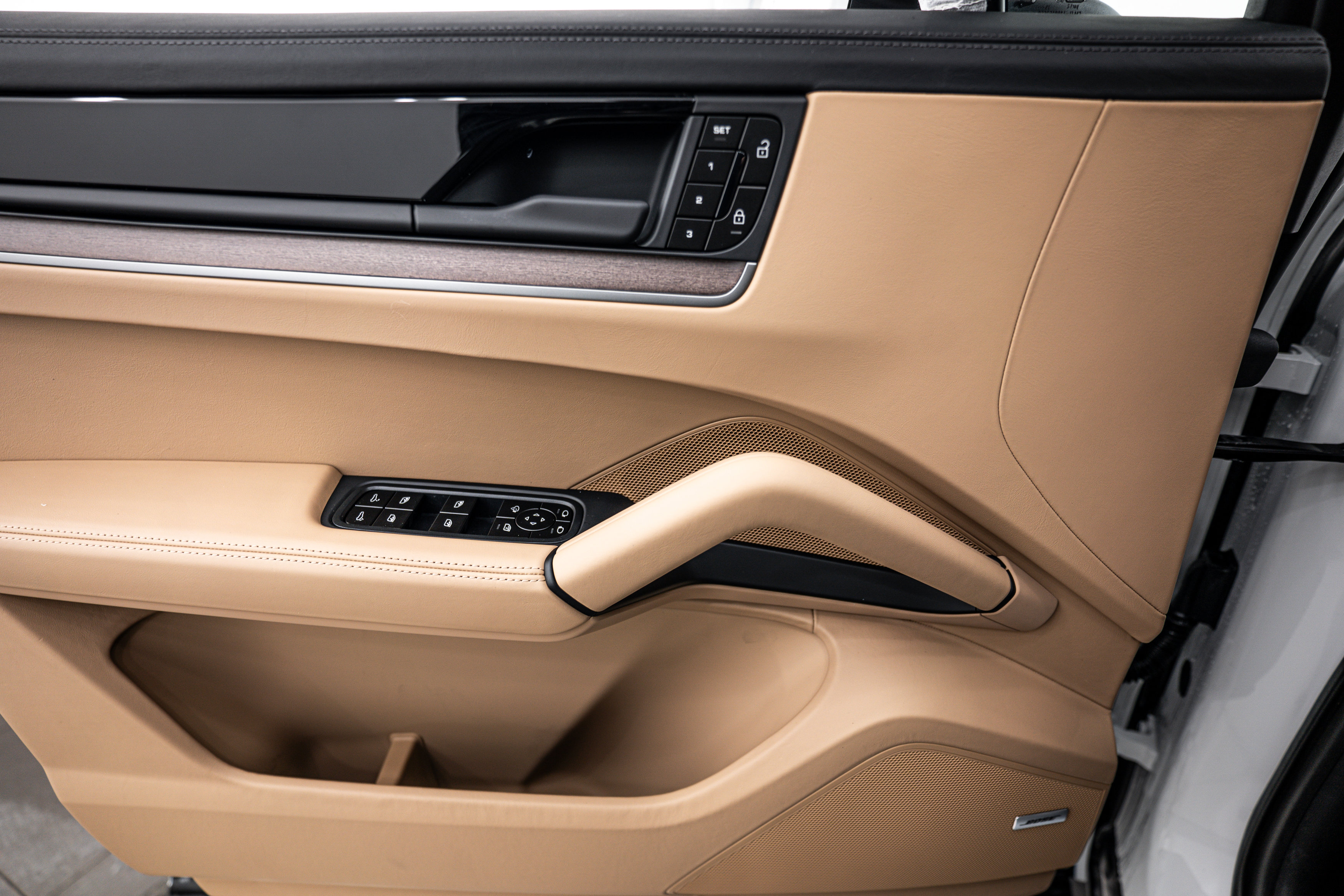 New 2026 Porsche Cayenne S image 17