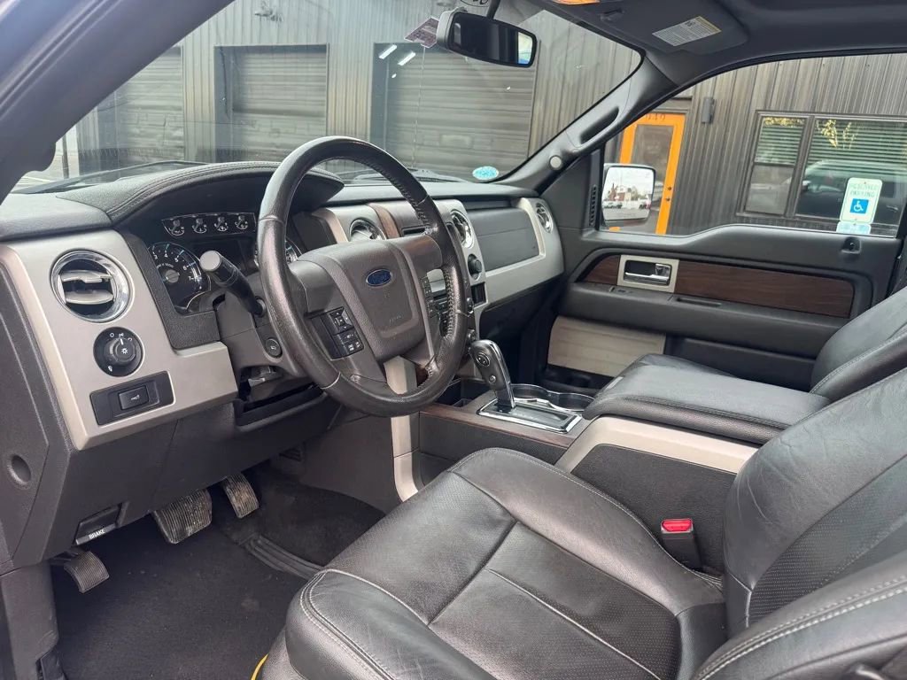 Used 2014 Ford F150 Lariat w/ Lariat Chrome Package image 5