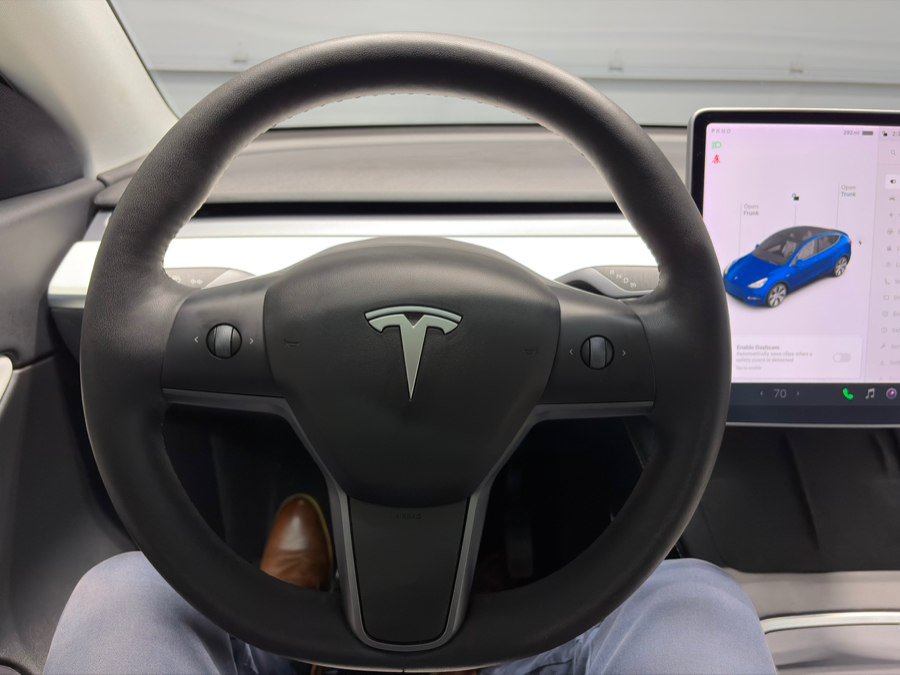 Used 2022 Tesla Model Y Long Range AWD/4WD image 17