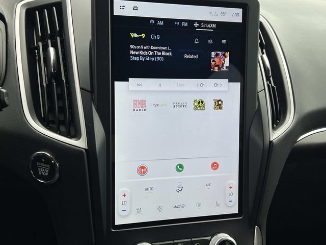 Used 2023 Ford Edge ST-Line w/ Class II Trailer Tow Package image 22