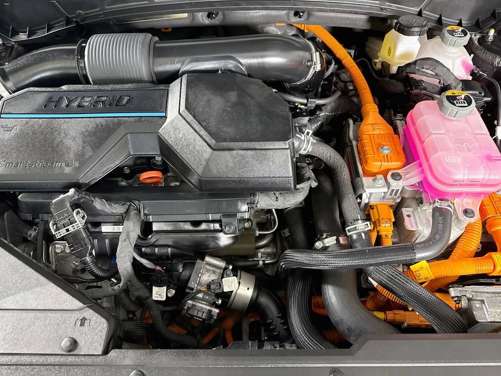 Certified 2024 Hyundai Tucson Limited AWD/4WD image 35