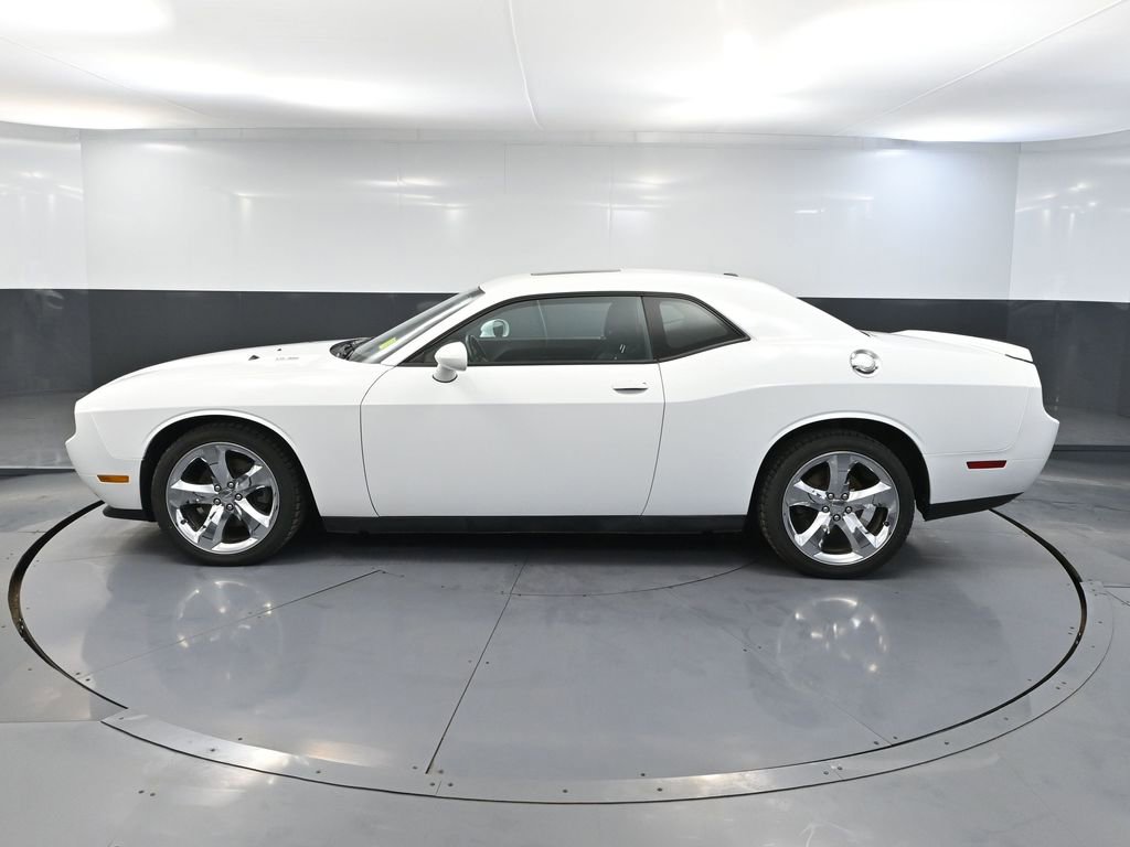 Used 2013 Dodge Challenger R/T image 9
