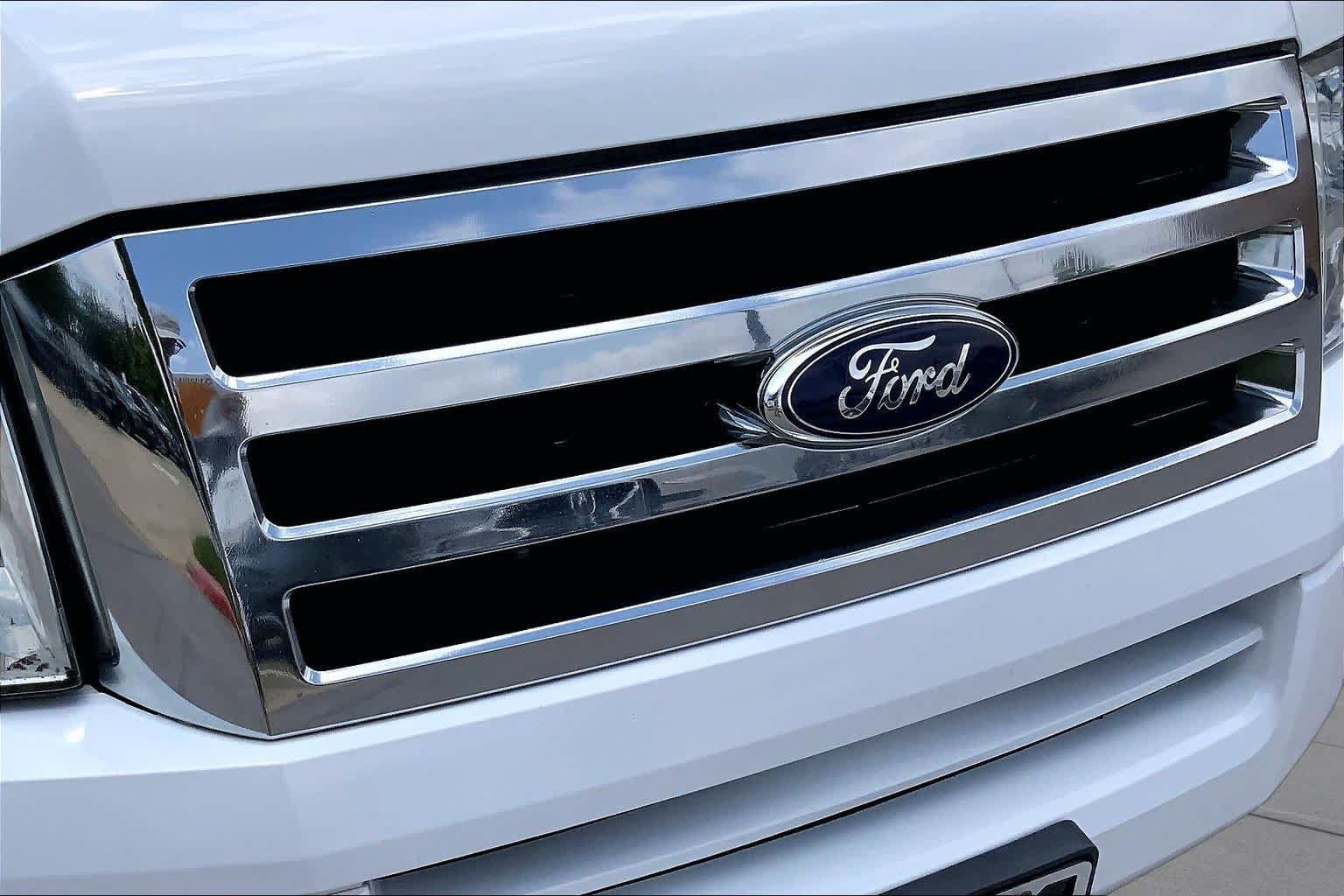 Used 2014 Ford Expedition XLT RWD image 29